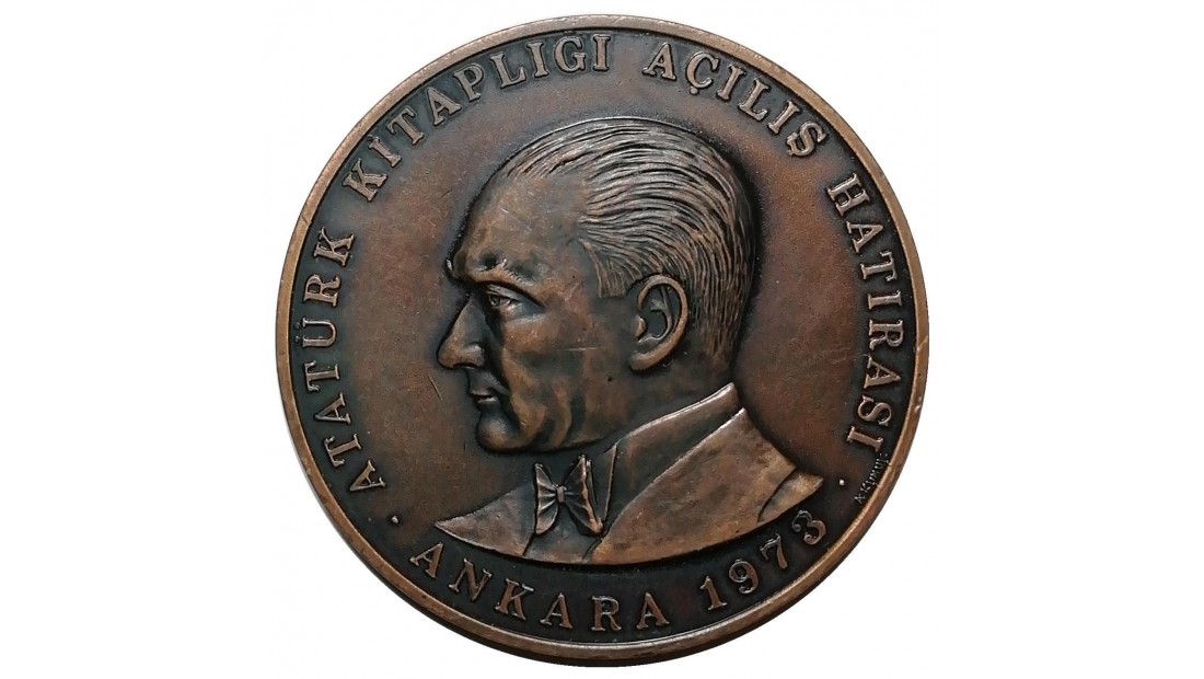 1973 Yılı YAPI KREDİ BANKASI ATATÜRK KİTAPLIĞI AÇILIŞI HATIRASI ANKARA BRONZ MADALYON